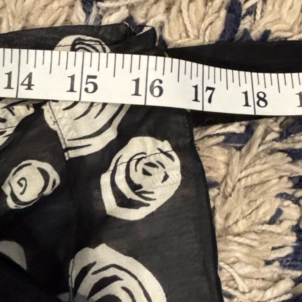 Gerard Darel Black Skirt with White Swirl Print with tie belt size 40/8 - Picture 5 of 8